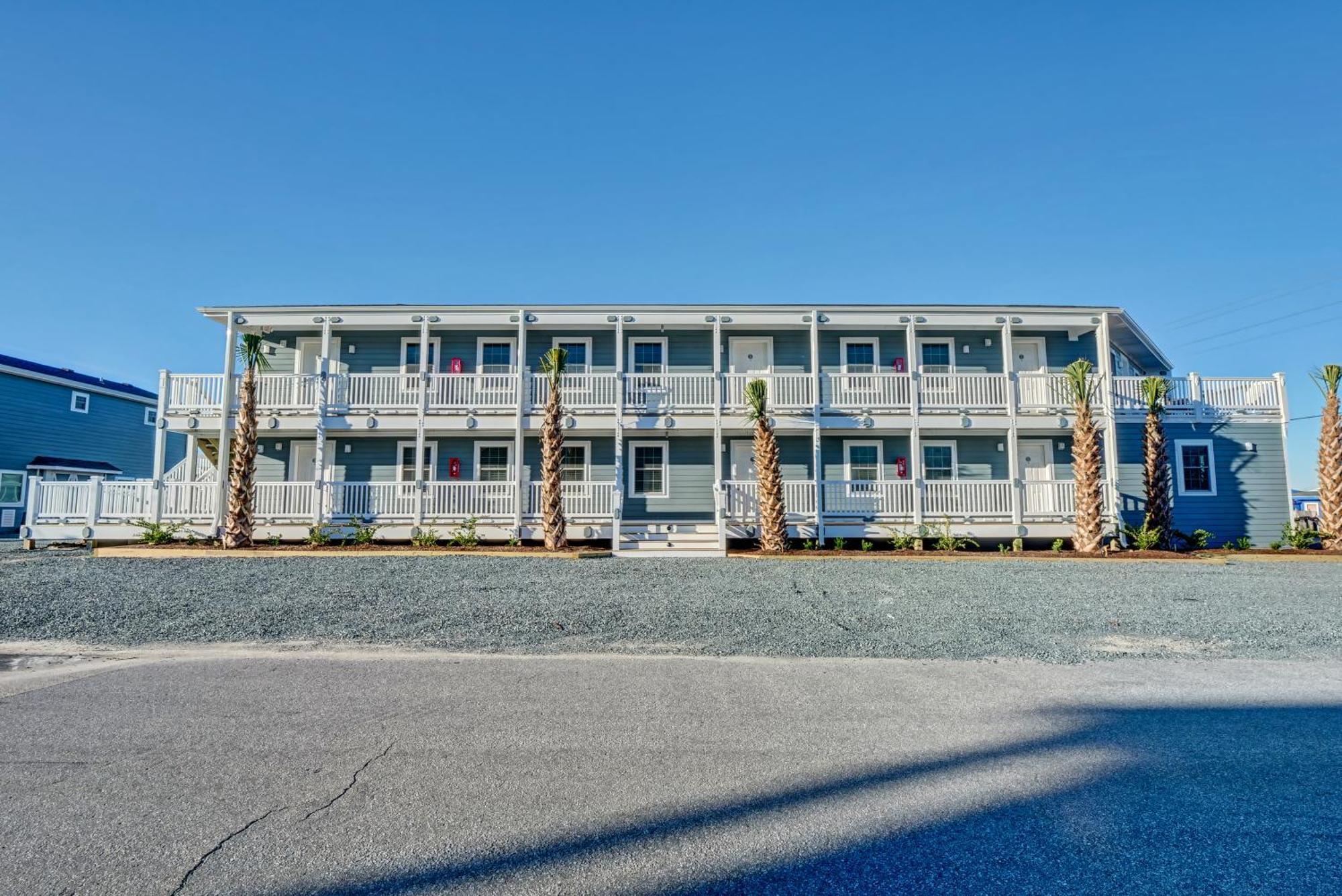 سيرف سيتي Loggerhead Inn And Suites المظهر الخارجي الصورة